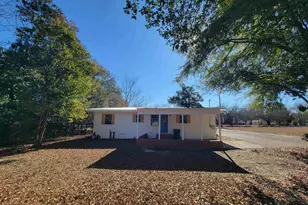 161 E Cherry St, Cochran, GA 31014 - Photo 5