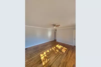 161 E Cherry Street, Cochran, GA 31014 - Photo 17