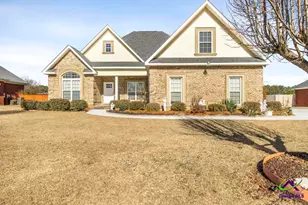 302 Estates Way, Warner Robins, GA 31088 - Photo 1