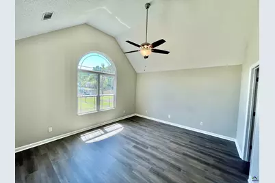 213 Bayside Drive, Warner Robins, GA 31088 - Photo 11