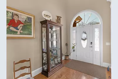 100 S Cambridge Drive, Griffin, GA 30224 - Photo 3