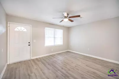 107 Briarwood Drive, Warner Robins, GA 31093 - Photo 9