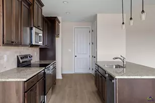 202 Farmland Circle, Perry, GA 31069 - Photo 15