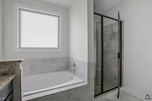 202 Farmland Circle, Perry, GA 31069 - Photo 31