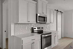 209 Farmland Circle, Perry, GA 31069 - Photo 17