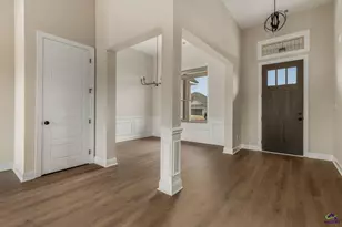 209 Farmland Circle, Perry, GA 31069 - Photo 11