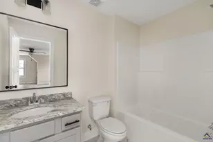 209 Farmland Circle, Perry, GA 31069 - Photo 9