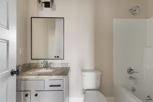 209 Farmland Circle, Perry, GA 31069 - Photo 17