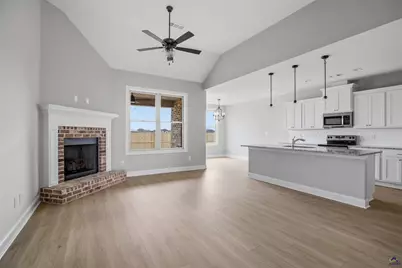 204 Farmland Circle, Perry, GA 31069 - Photo 7