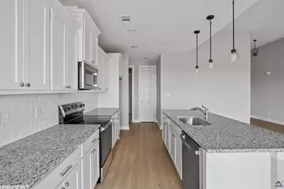 204 Farmland Circle, Perry, GA 31069 - Photo 17