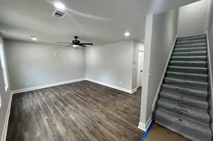 305 N 4th St, Warner Robins, GA 31093 - Photo 5