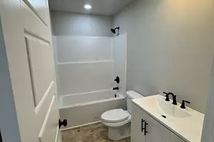 305 N 4th St, Warner Robins, GA 31093 - Photo 19