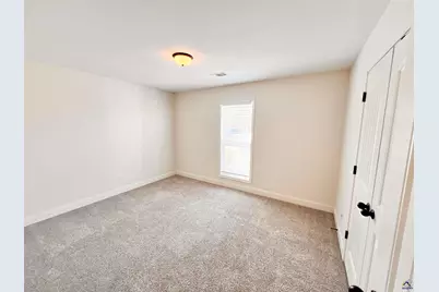 121 Washington Place Drive, Perry, GA 31069 - Photo 7