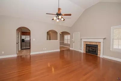 310 Flowing Meadows Drive, Kathleen, GA 31047 - Photo 9
