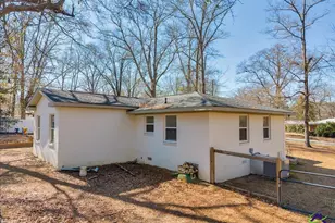 105 Pine Hill Cir, Byron, GA 31008 - Photo 9