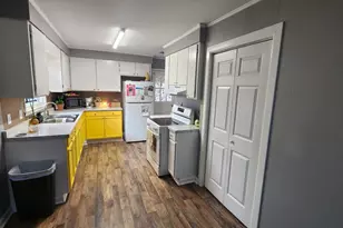 313 Vienna St, Fort Valley, GA 31030 - Photo 9