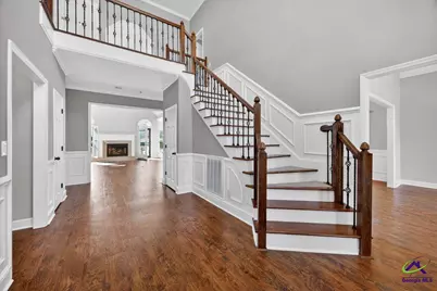 212 Falcon Crest, Warner Robins, GA 31088 - Photo 3