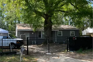 306 Kingsbury Cir, Warner Robins, GA 31088 - Photo 1