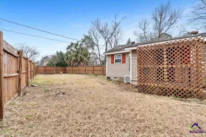 25 Martin Luther King Jr Boulevard, Hawkinsville, GA 31036 - Photo 19