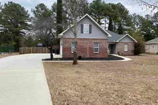105 Eagles Ridge Ct, Perry, GA 31063 - Photo 3
