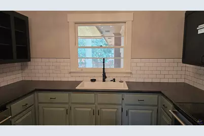 204 Springdale Drive, Warner Robins, GA 31088 - Photo 13