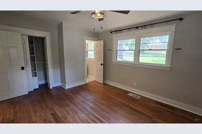 204 Springdale Drive, Warner Robins, GA 31088 - Photo 9