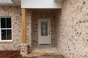 218 Valencia Cir, Warner Robins, GA 31028 - Photo 3