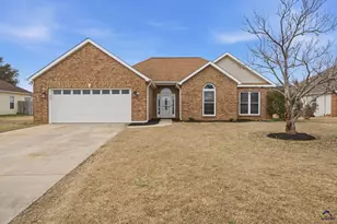 305 Carver Ct, Warner Robins, GA 31088 - Photo 1