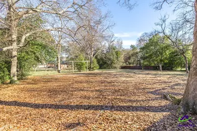 718 Oakview, Warner Robins, GA 31093 - Photo 23