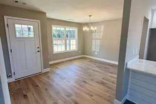 204 Sutton Dr, Perry, GA 31069 - Photo 5