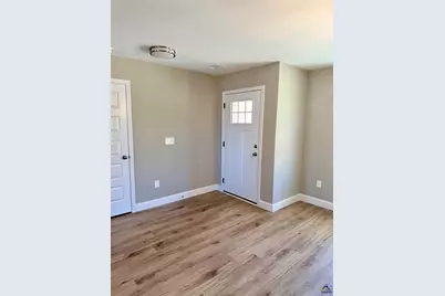 204 Sutton Dr., Perry, GA 31069 - Photo 3
