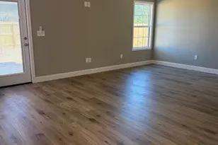 204 Sutton Dr, Perry, GA 31069 - Photo 9