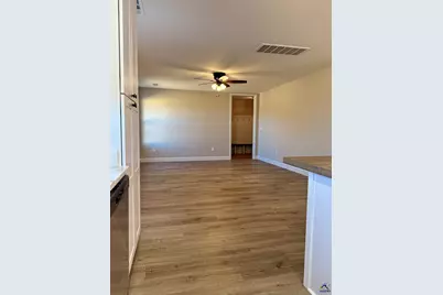 206 Sutton Dr., Perry, GA 31069 - Photo 9