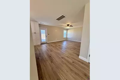 206 Sutton Dr., Perry, GA 31069 - Photo 7