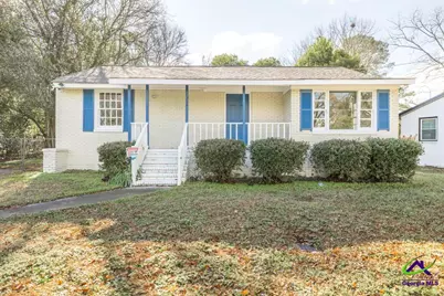 1334 Lakeview Drive, Macon, GA 31206 - Photo 1