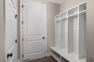 208 Farmland Circle, Perry, GA 31069 - Photo 19