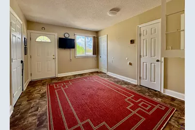 205 White Road, Byron, GA 31008 - Photo 9