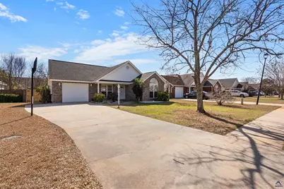 205 Wembley Drive, Warner Robins, GA 31088 - Photo 3