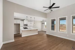 203 Farmland Circle, Perry, GA 31069 - Photo 5