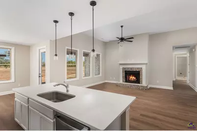 203 Farmland Circle, Perry, GA 31069 - Photo 13