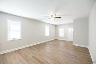 141 Rolling Woods Cir, Warner Robins, GA 31088 - Photo 11