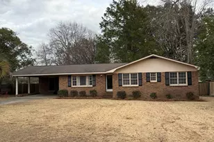 229 W Peter St, Cochran, GA 31014 - Photo 1
