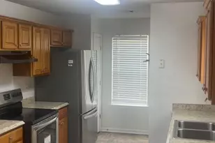 405 Dunmurry Pl, Warner Robins, GA 31093 - Photo 5