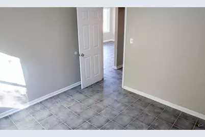 220 Wendan Way, Warner Robins, GA 31093 - Photo 9