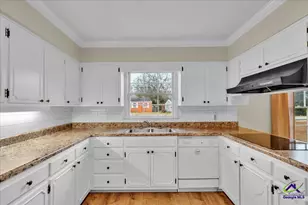 308 Rosewood Dr, Dublin, GA 31021 - Photo 17