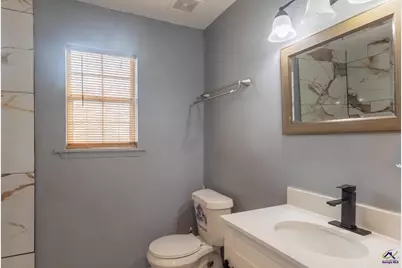 711 Main Street, Byron, GA 31008 - Photo 15