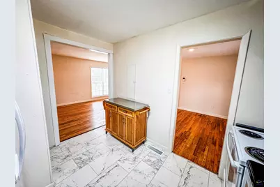 306 Woodlawn Avenue, Warner Robins, GA 31093 - Photo 9