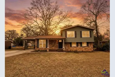 306 Woodlawn Avenue, Warner Robins, GA 31093 - Photo 1