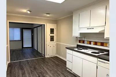 122 N Springs Court, Macon, GA 31210 - Photo 7