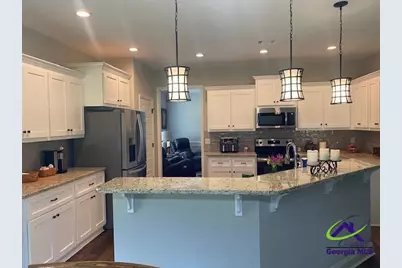 142 Fairway Oaks Drive, Perry, GA 31069 - Photo 9